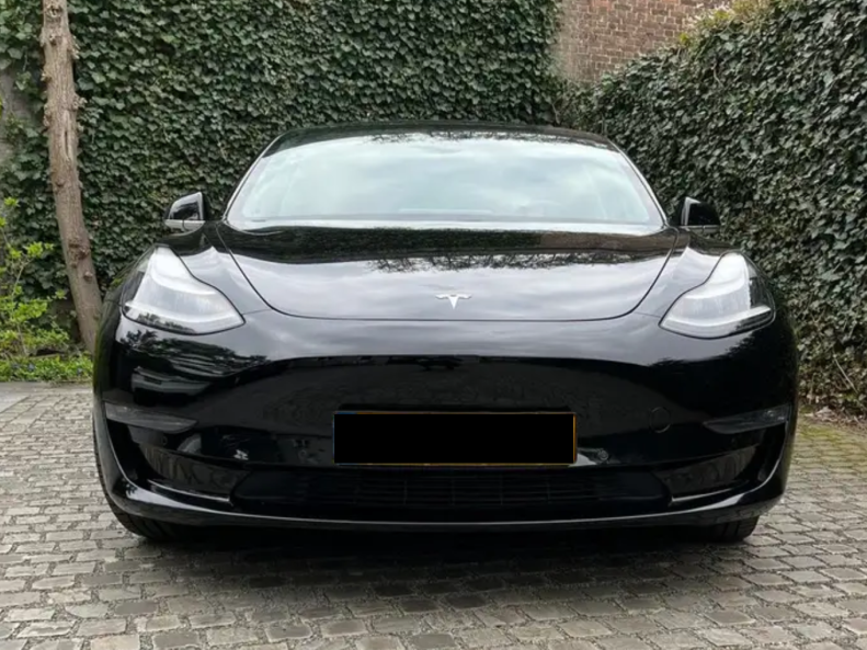 TESLA MODEL 3 (01/06/2019) - 